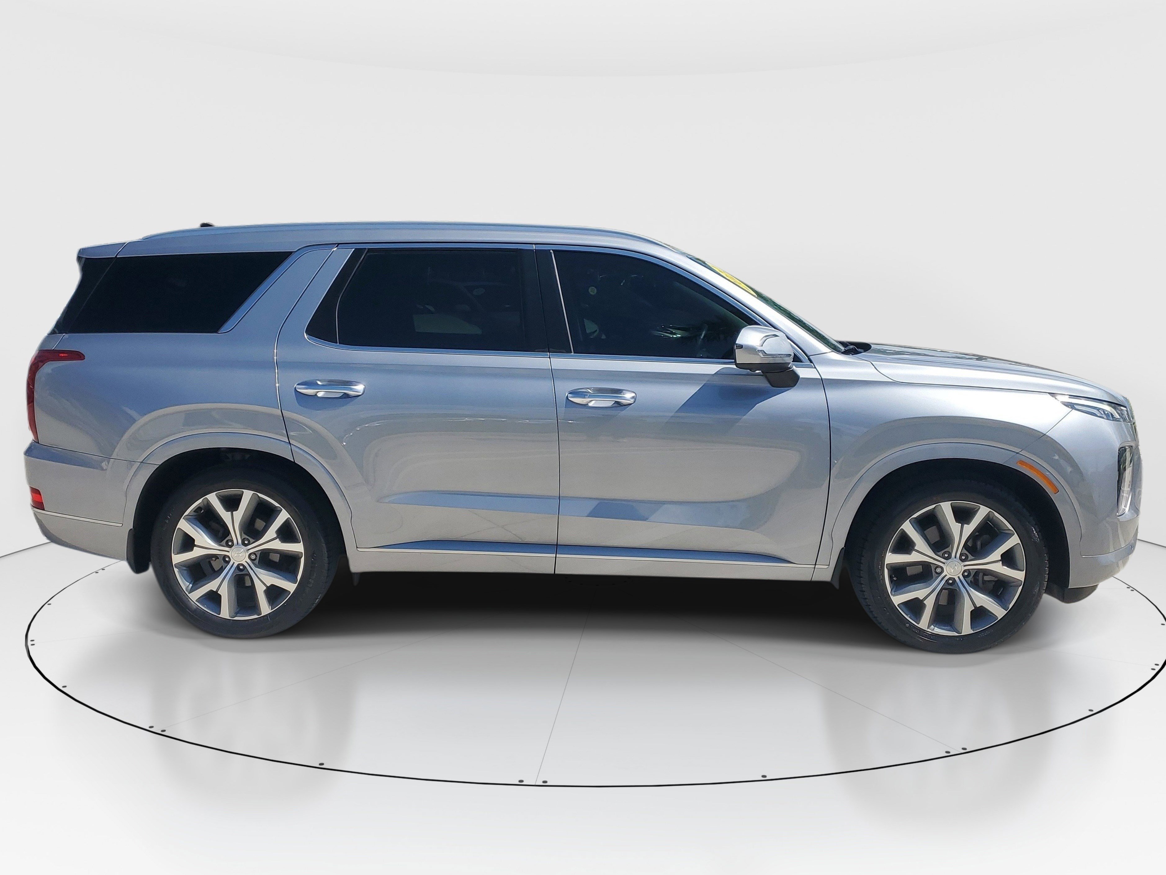 Used 2021 Hyundai Palisade Limited image 2