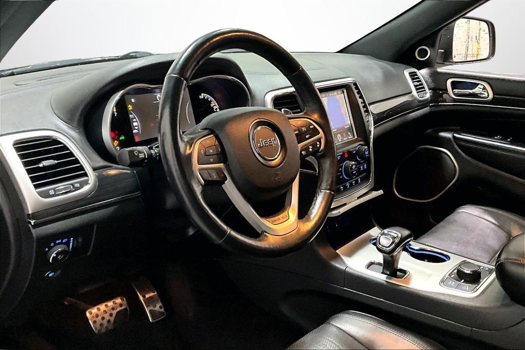 Used 2015 Jeep Grand Cherokee Overland w/ Advanced Technology Group image 17