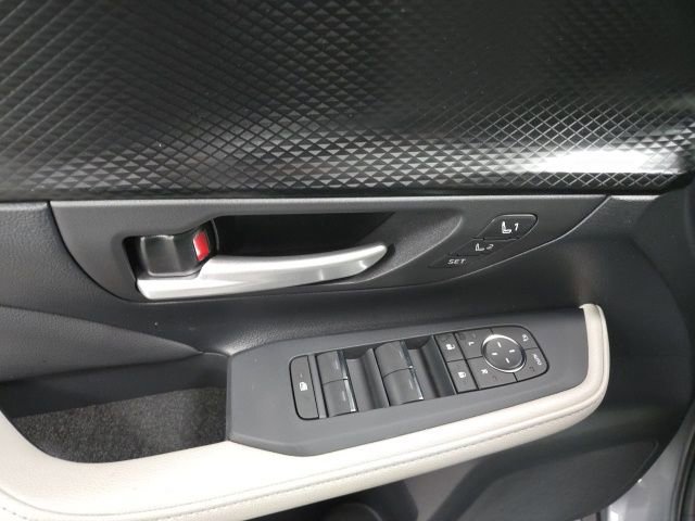 New 2026 Toyota Grand Highlander AWD Hybrid image 23