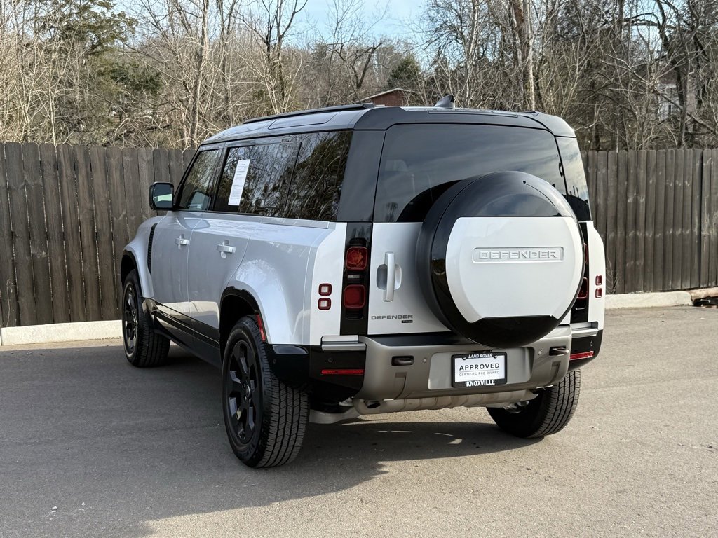 Certified 2023 Land Rover Defender 110 X-Dynamic SE image 3