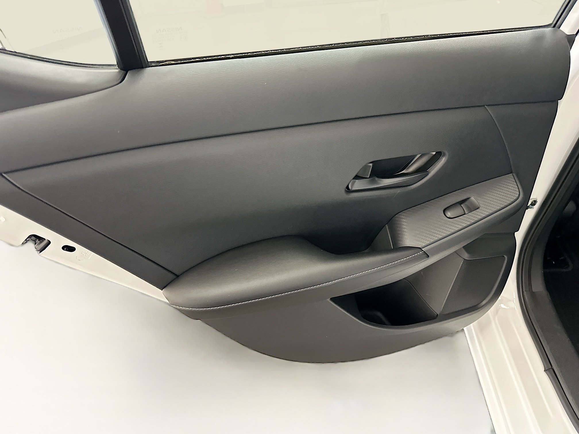 Used 2024 Nissan Sentra SV FWD image 26