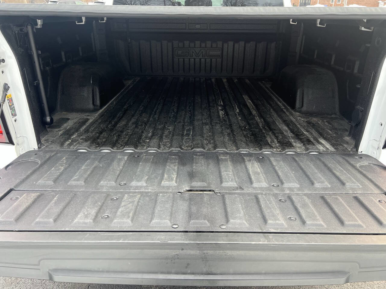 Used 2023 GMC Sierra 1500 SLT w/ SLT Premium Package image 8