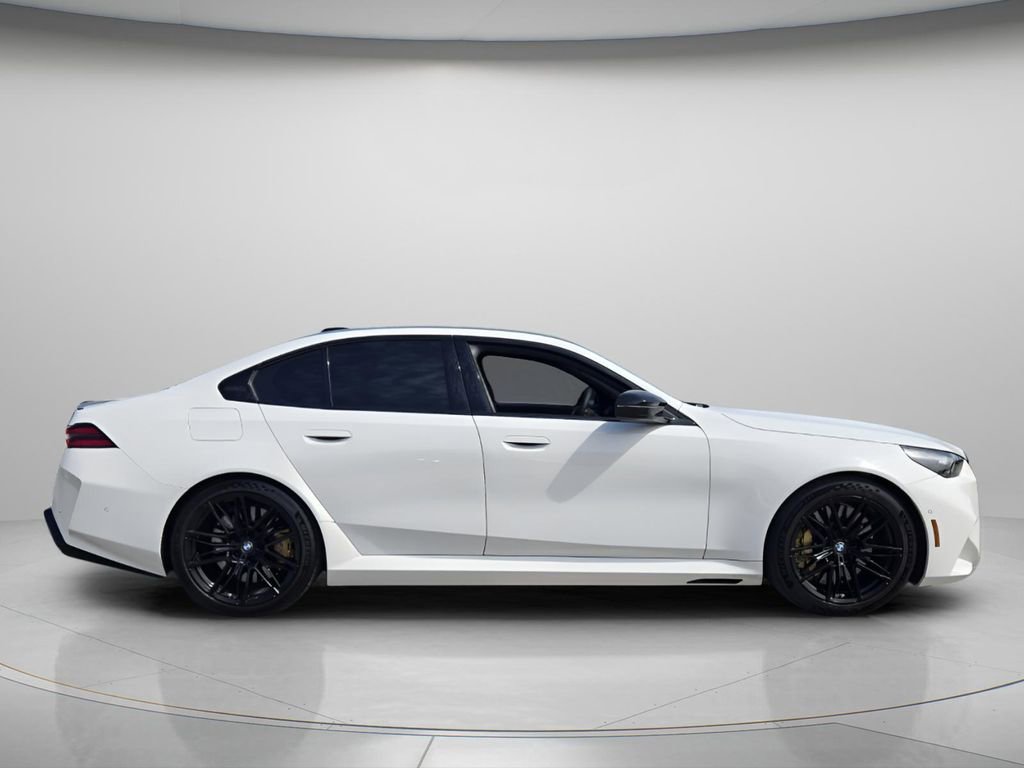 Used 2025 BMW M5 w/ M Driver's Package AWD/4WD image 4