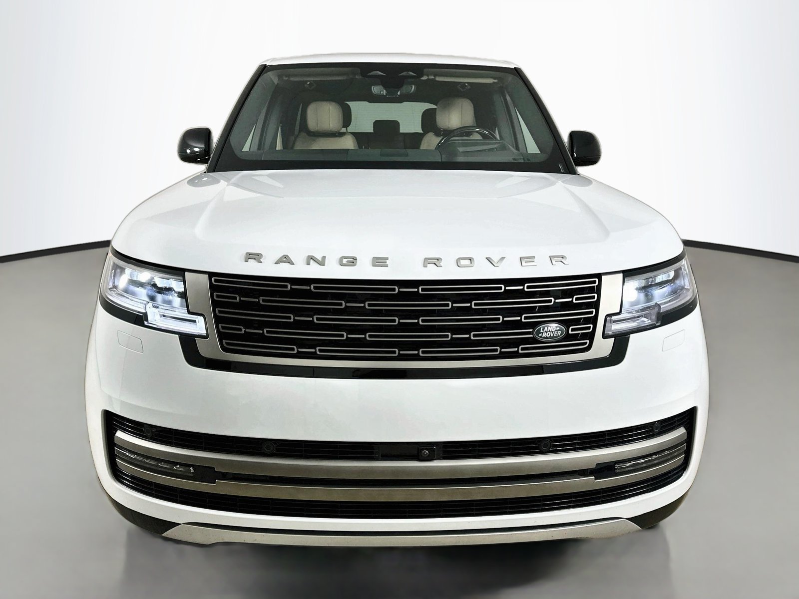 New 2026 Land Rover Range Rover SE AWD/4WD image 2