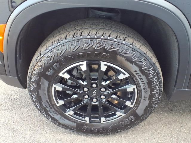 Used 2024 Chevrolet Traverse Z71 w/ Enhanced Driving Package image 8