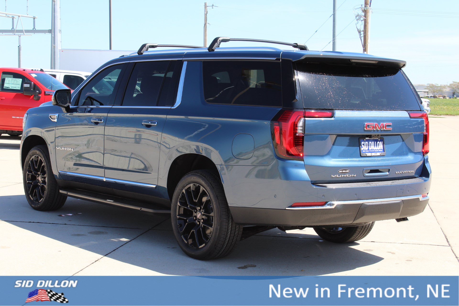 New 2026 GMC Yukon XL Elevation w/ Elevation Premium Package AWD/4WD image 8