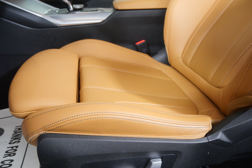 Used 2023 BMW 430i xDrive Coupe AWD/4WD image 9