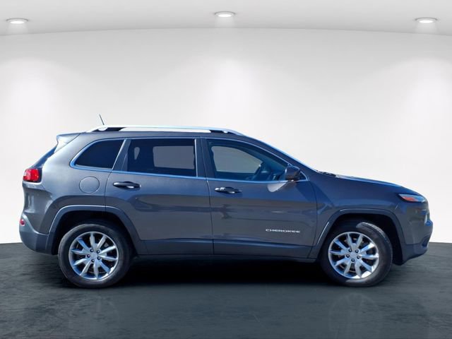 Used 2018 Jeep Cherokee Limited image 5