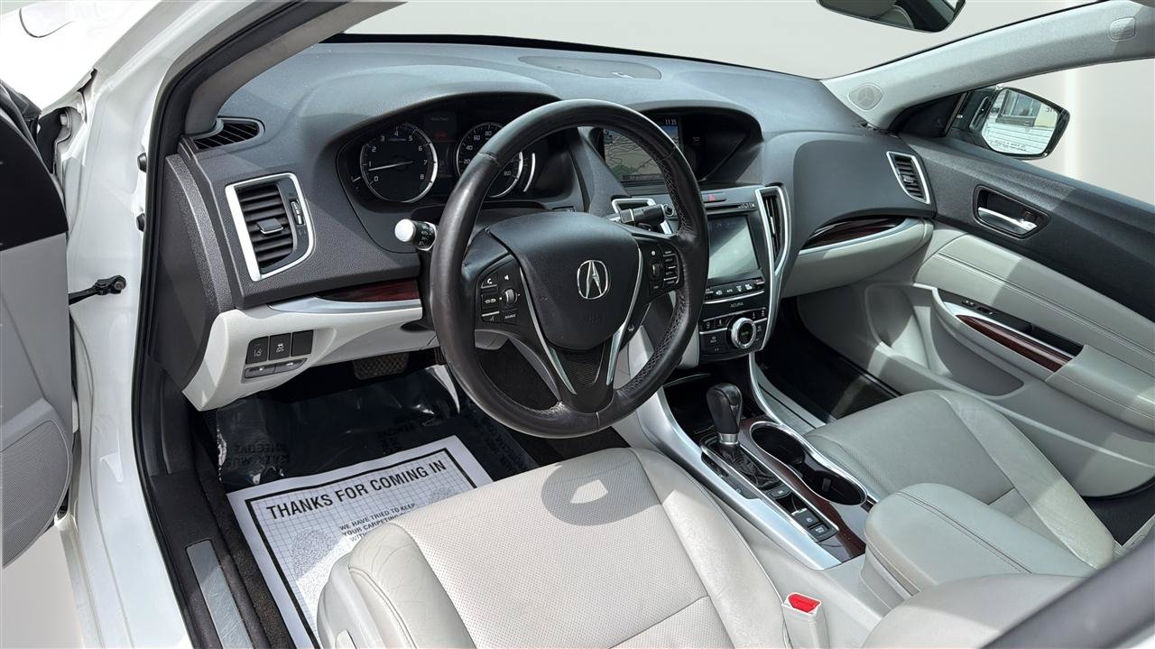 Used 2015 Acura TLX w/ Technology Package FWD image 17