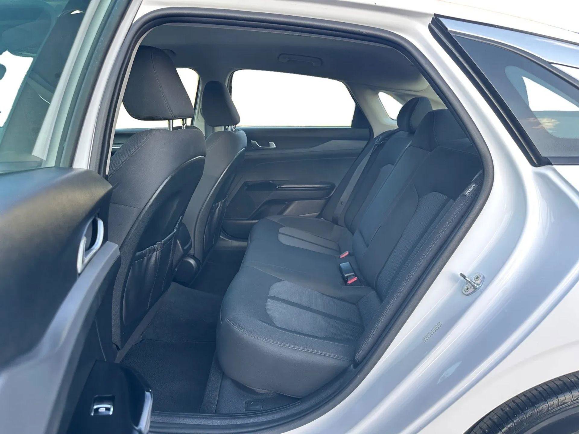 Used 2022 Kia K5 LXS FWD image 18