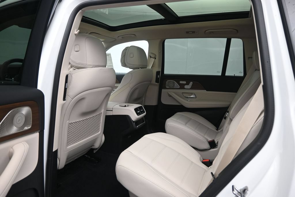 New 2026 Mercedes-Benz GLS 450 4MATIC image 21