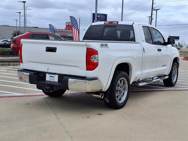 Used 2017 Toyota Tundra SR5 w/ SR5 Upgrade Package image 4