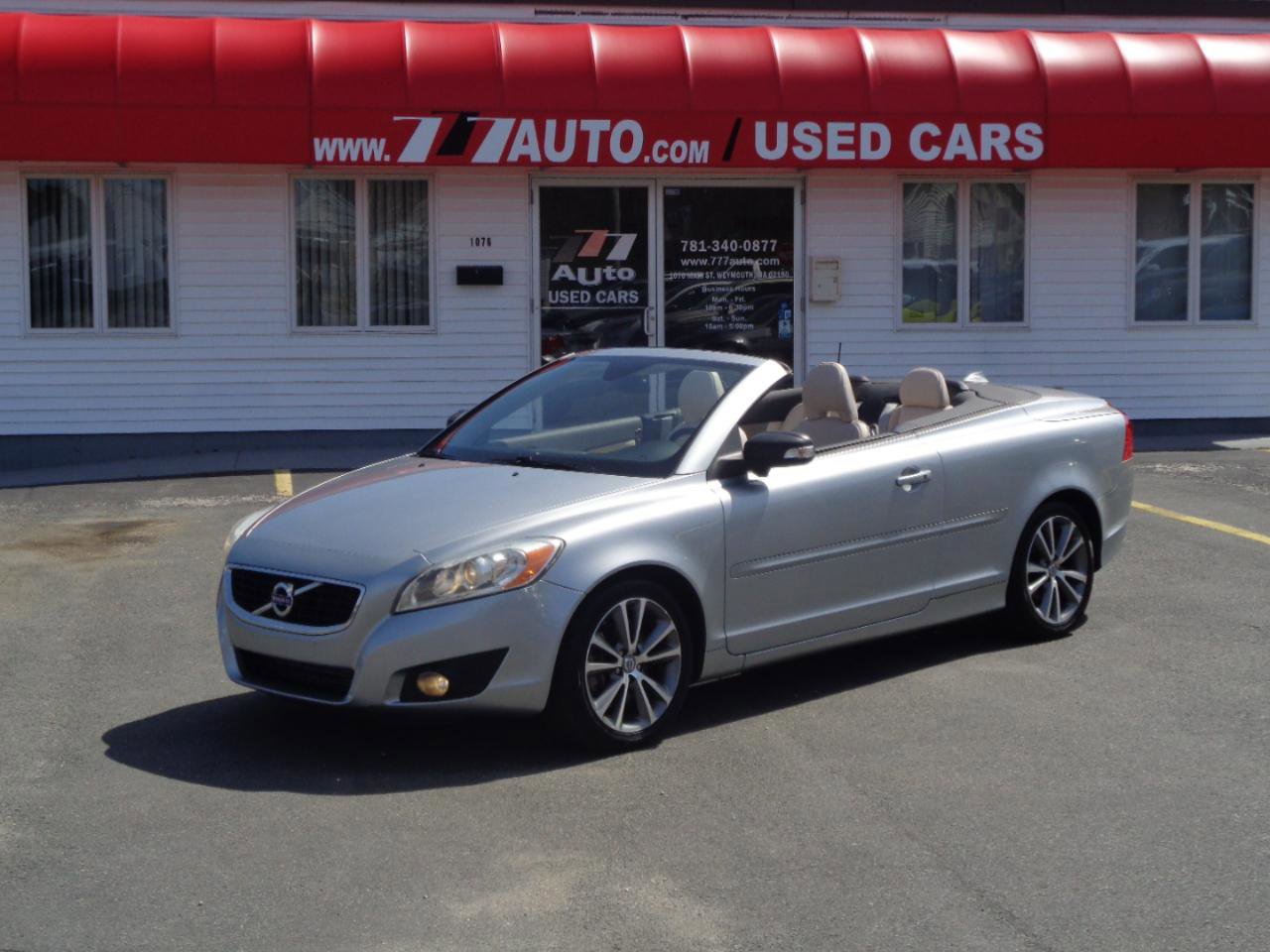 Used 2011 Volvo C70 T5 w/ Convenience Pkg FWD image 10