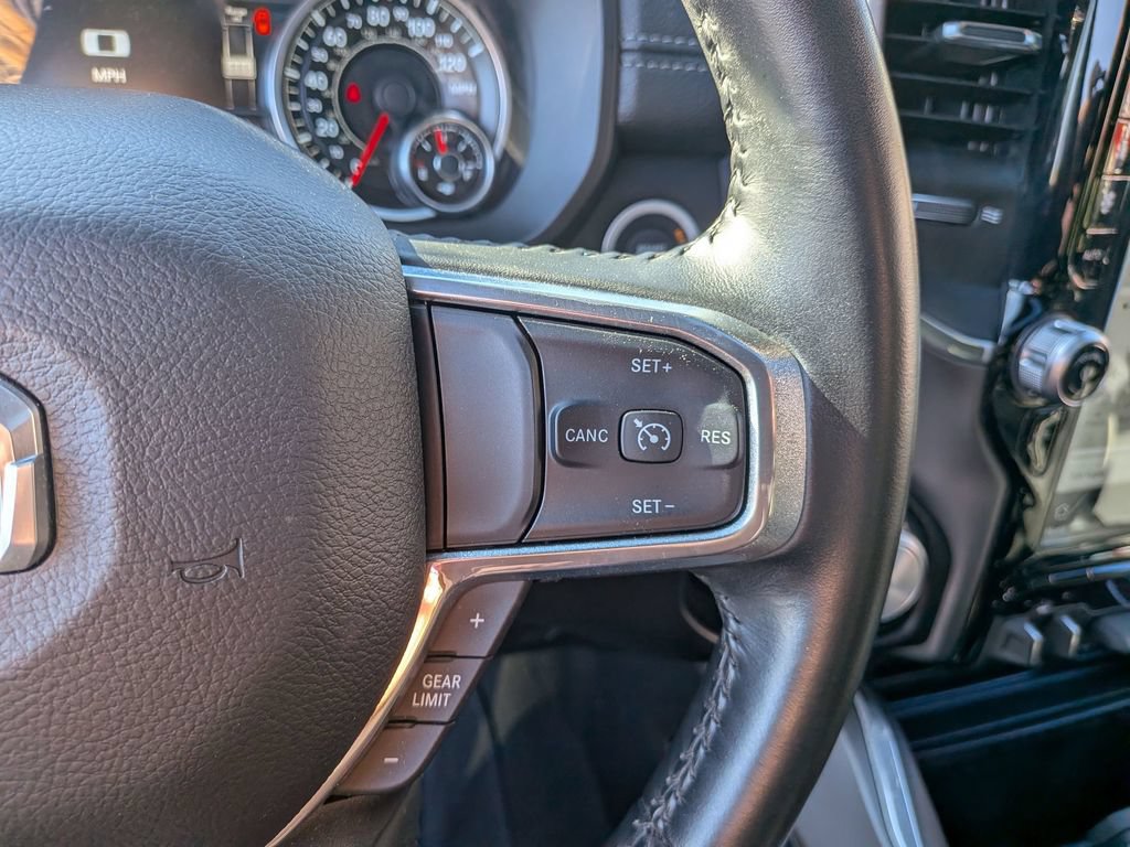 Used 2022 RAM 1500 Laramie AWD/4WD image 15
