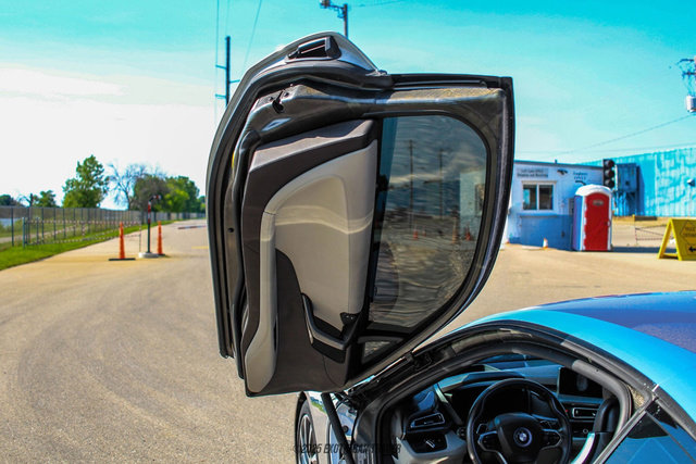 Used 2016 BMW i8 image 38