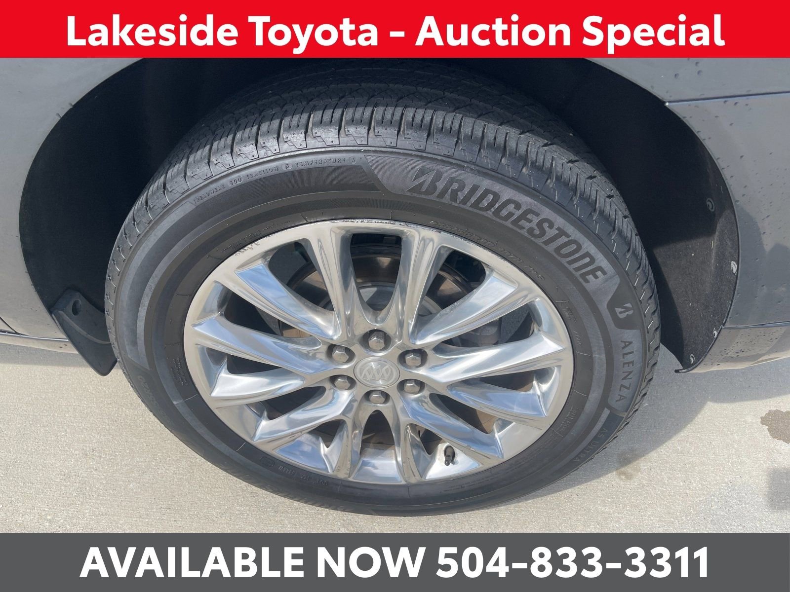 Used 2019 Buick Enclave Essence image 13