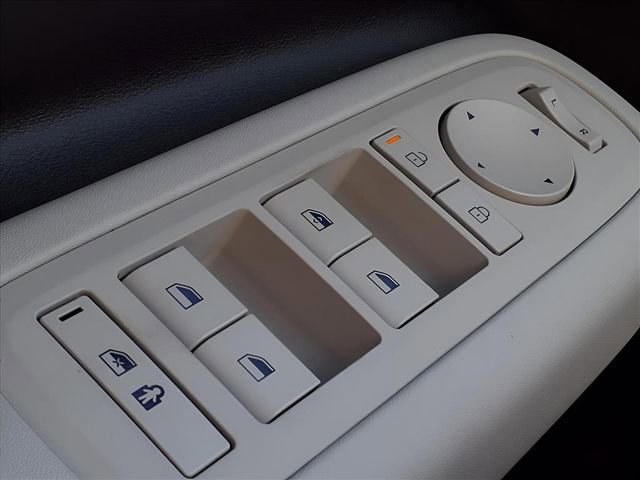 New 2026 Hyundai Santa Fe SE image 24