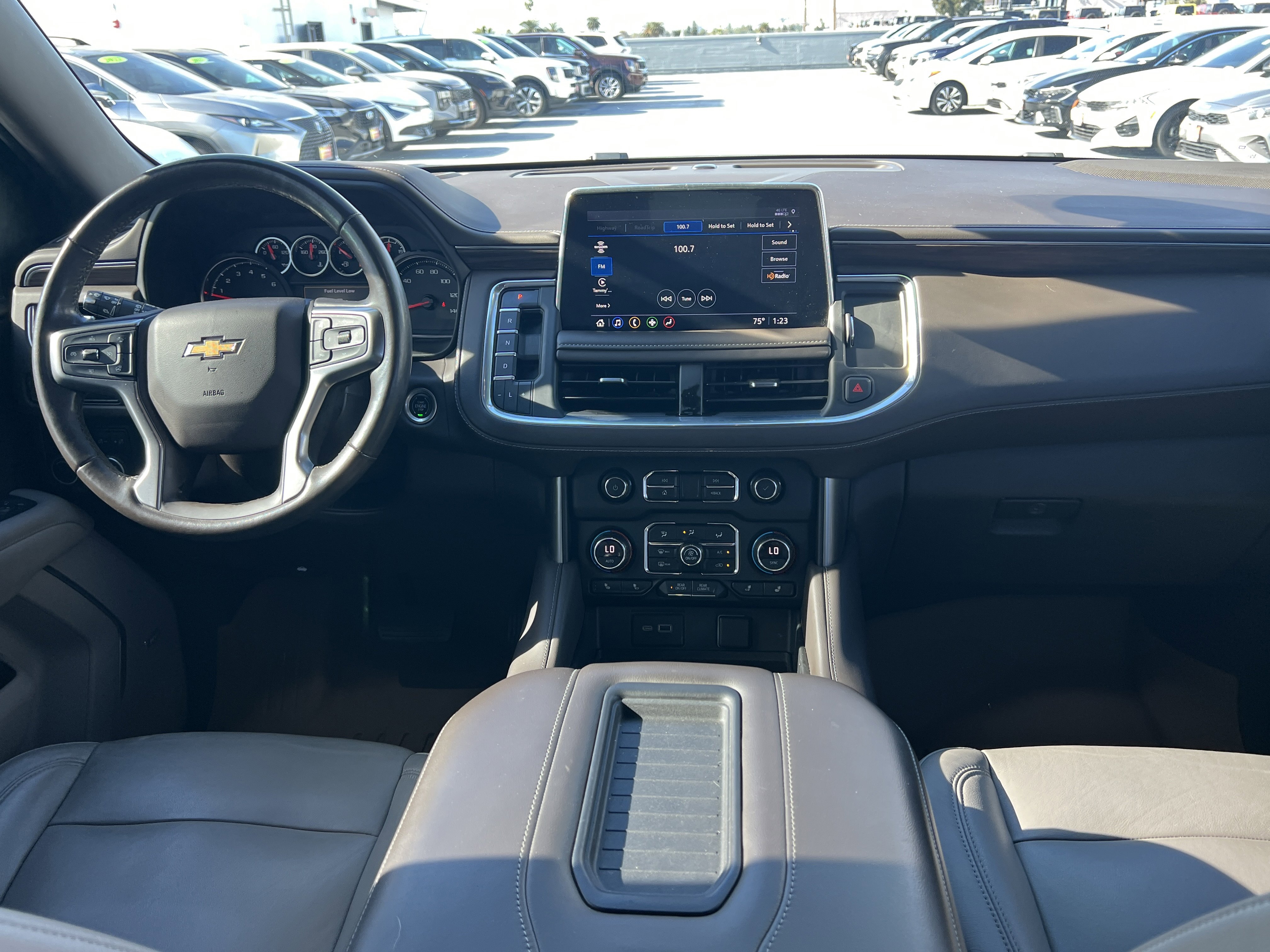 Used 2021 Chevrolet Tahoe LT w/ LT Signature Package image 19