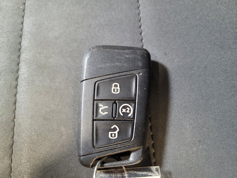 Used 2023 Volkswagen Taos SE FWD image 32