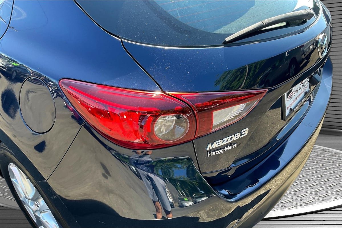 Used 2014 MAZDA MAZDA3 i Touring FWD image 22