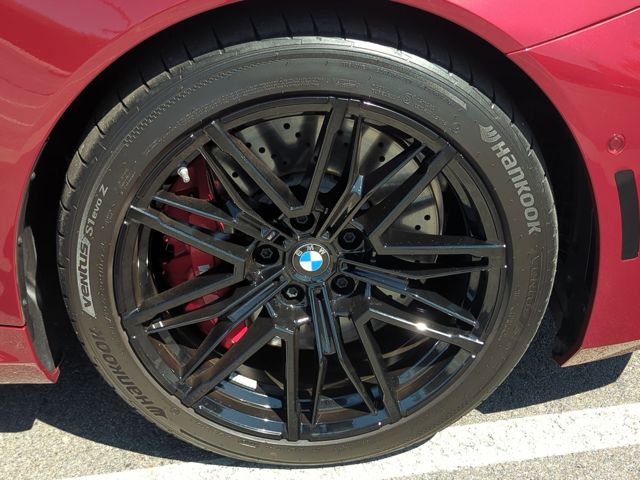 Used 2025 BMW M5 w/ Carbon Package image 13