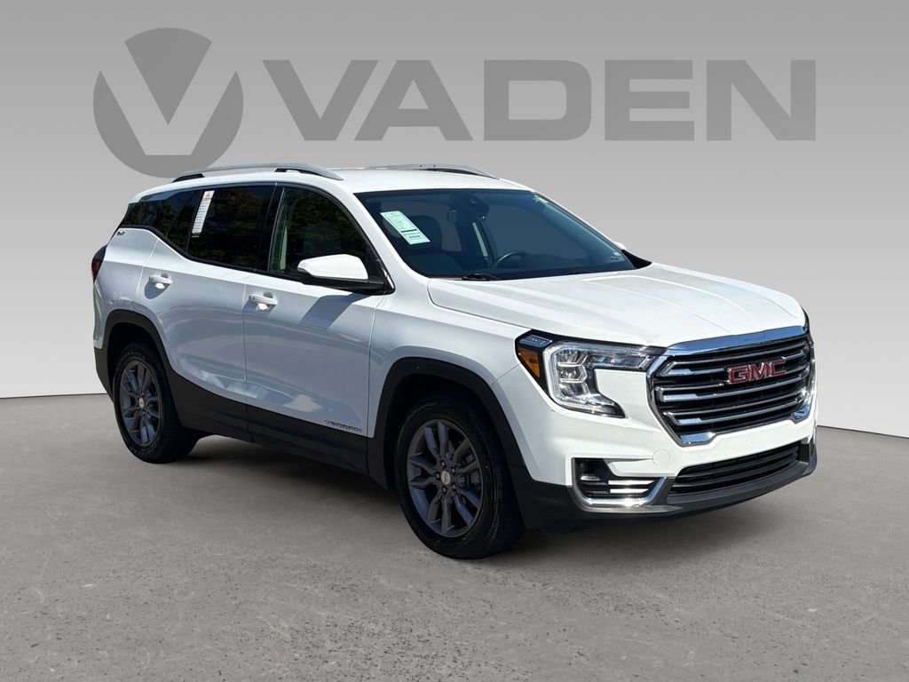 Used 2023 GMC Terrain SLT image 1