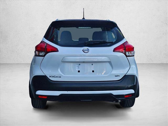 Used 2018 Nissan Kicks SR FWD image 7