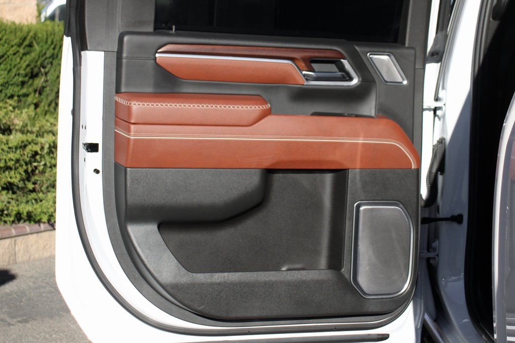 Used 2025 GMC Sierra 2500 Denali Ultimate image 44