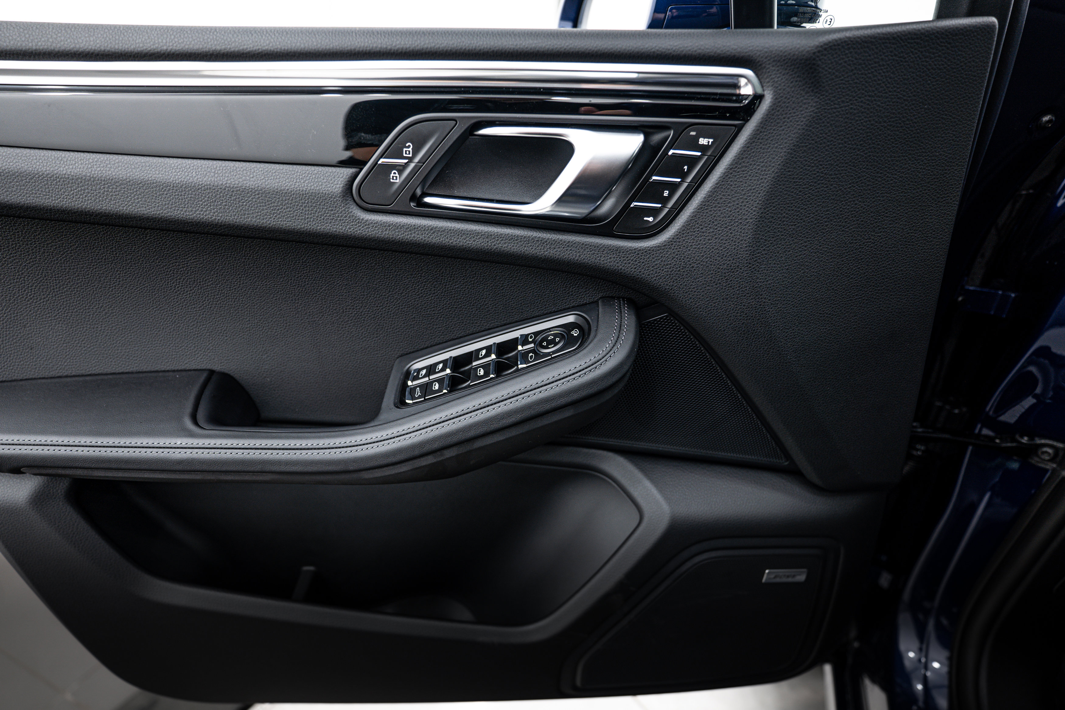 New 2025 Porsche Macan S image 17