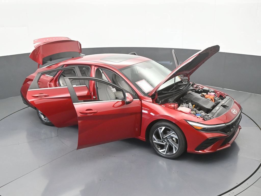 Used 2024 Hyundai Elantra Limited FWD image 70