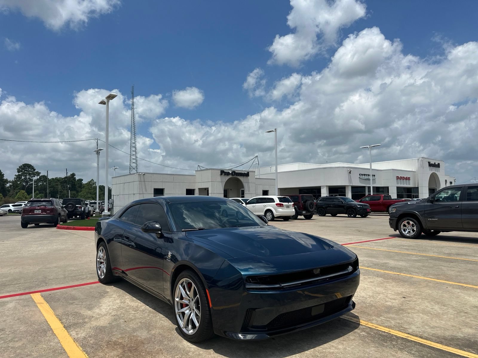 Used 2024 Dodge Charger Daytona Scat Pack w/ Plus Group AWD/4WD image 1