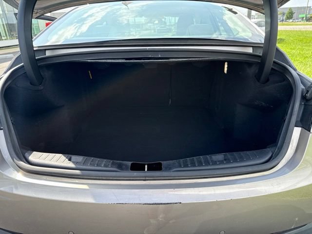 Used 2020 Lincoln MKZ w/ Convenience Package FWD image 21