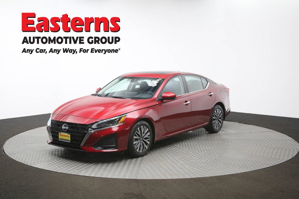 Used 2023 Nissan Altima 2.5 SV w/ SV Premium Package image 56