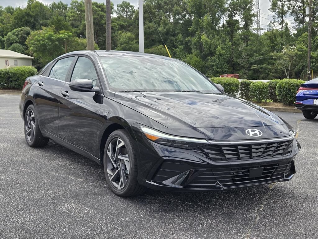 New 2026 Hyundai Elantra Limited
