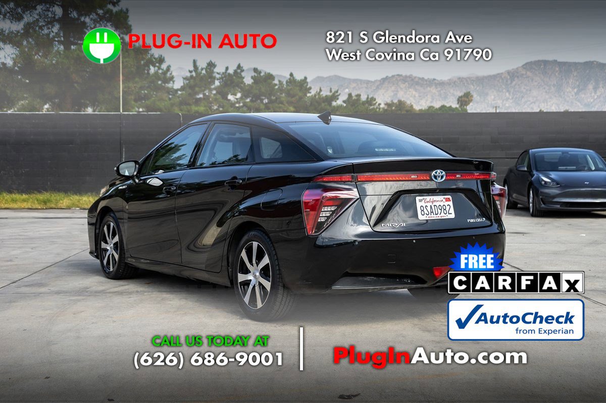 Used 2016 Toyota Mirai image 2