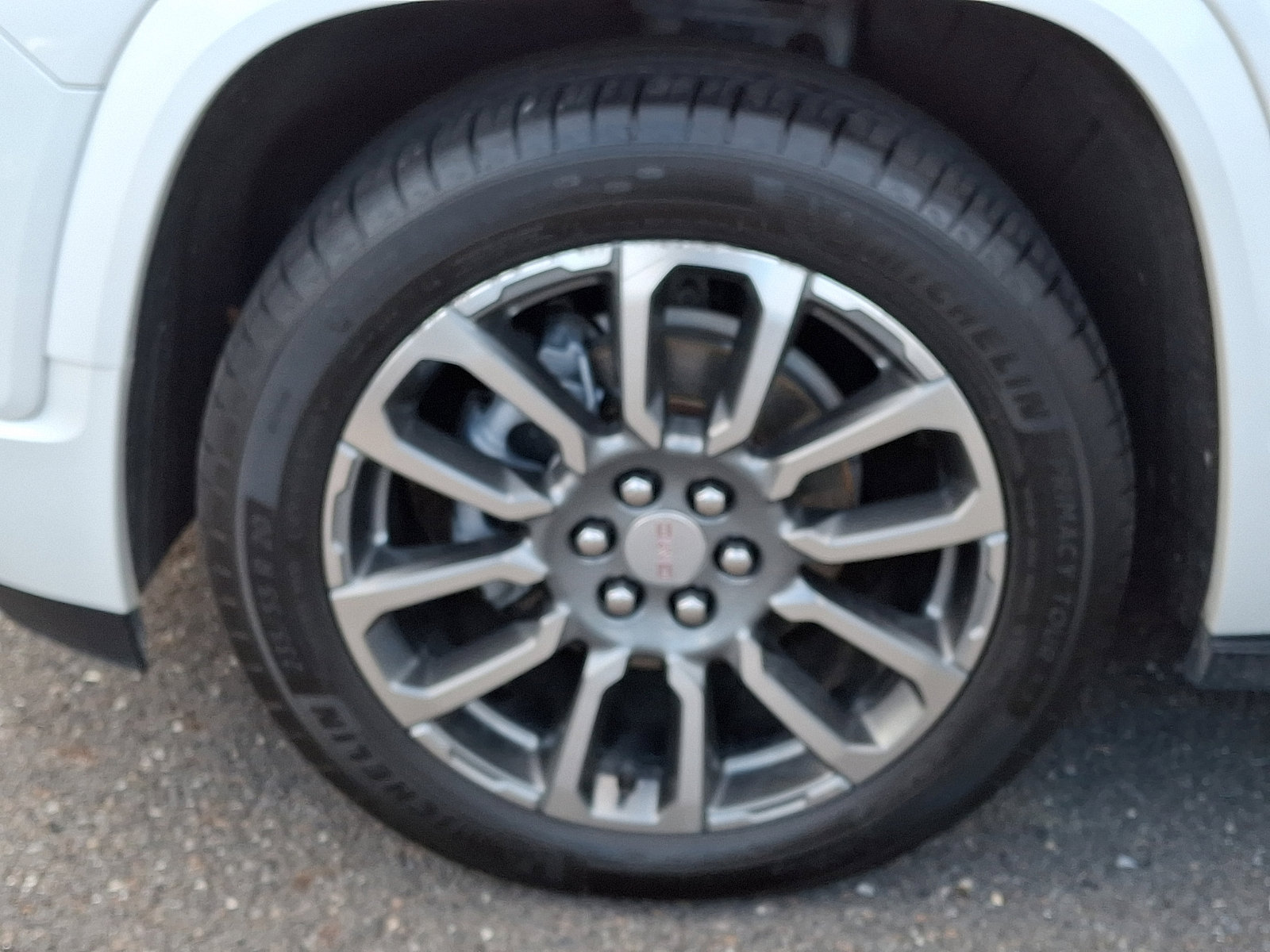 Used 2021 GMC Acadia Denali w/ Denali Ultimate Package image 28