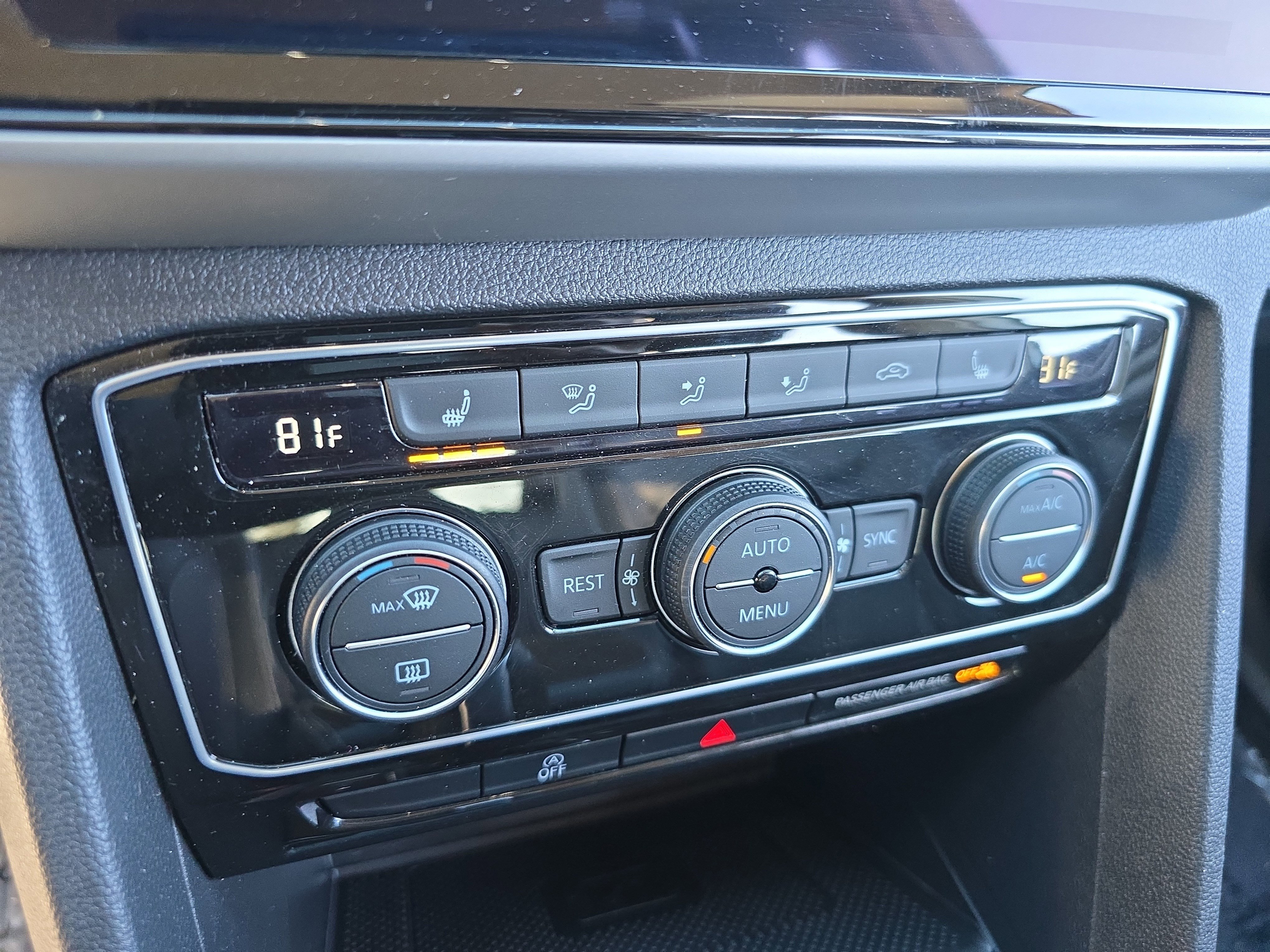 Used 2023 Volkswagen Atlas SE image 22