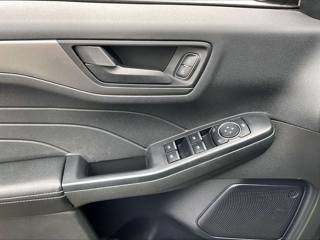 Used 2024 Ford Escape Active AWD/4WD image 37