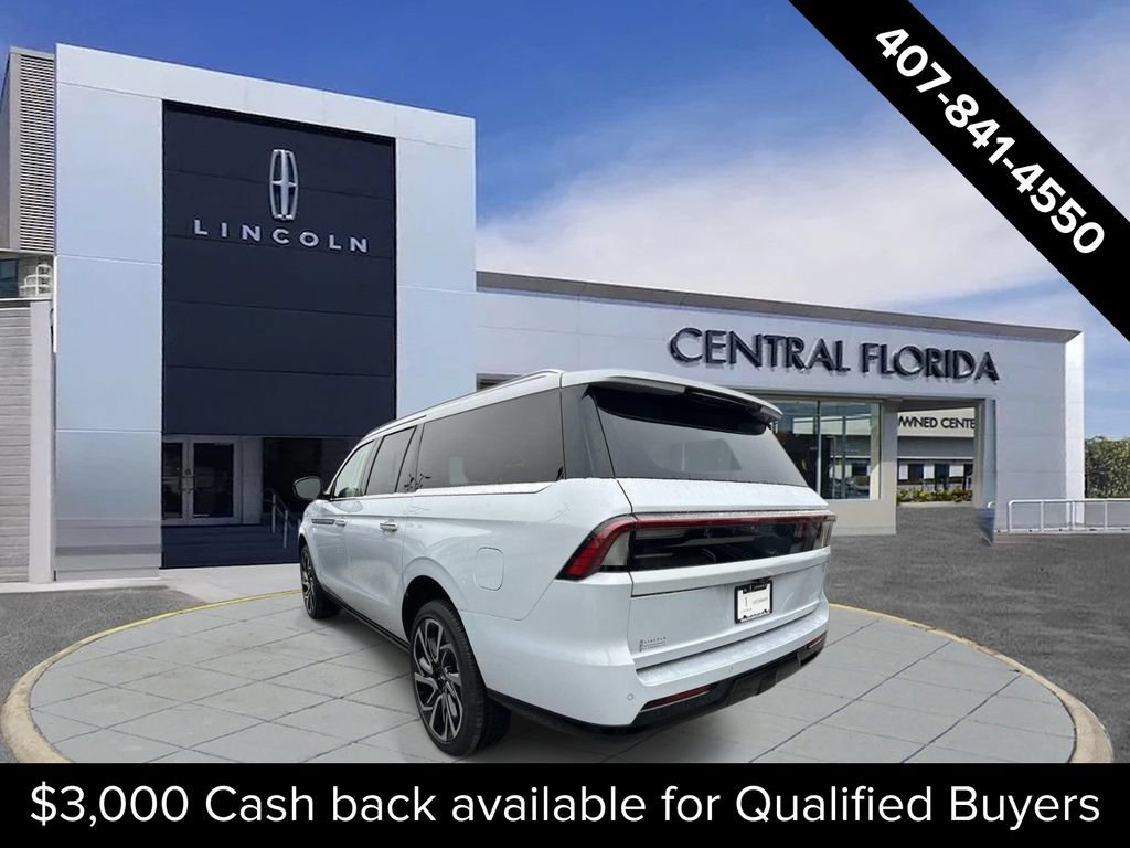 New 2026 Lincoln Navigator L Reserve AWD/4WD image 5