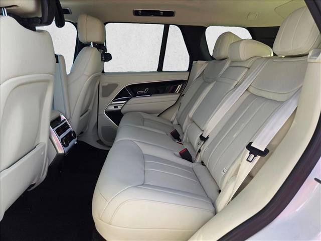 New 2026 Land Rover Range Rover SE AWD/4WD image 16