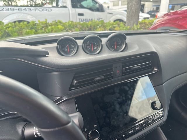 Used 2025 Nissan Z Performance w/ Floor Mat Package image 2