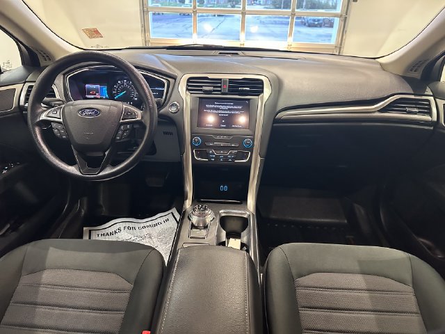 Certified 2019 Ford Fusion SE FWD image 8