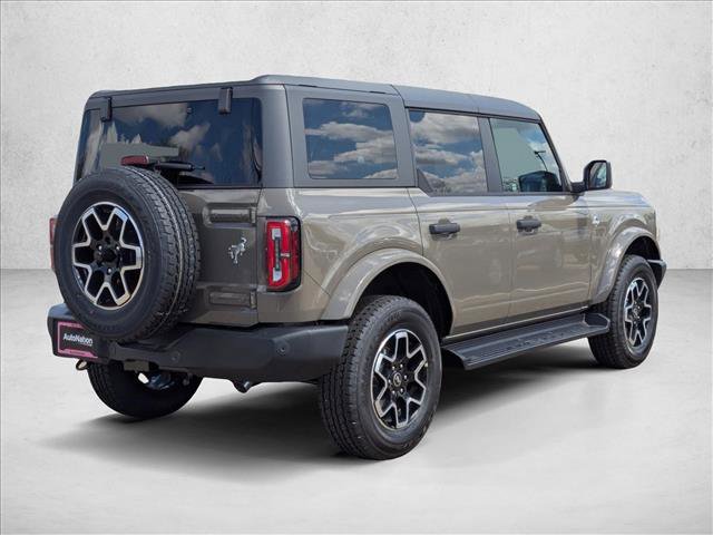 New 2026 Ford Bronco Outer Banks image 2