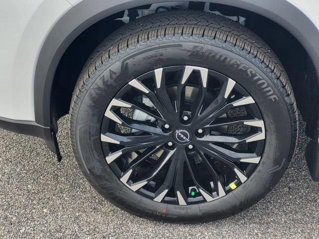 New 2026 Nissan Rogue Dark Armor image 9