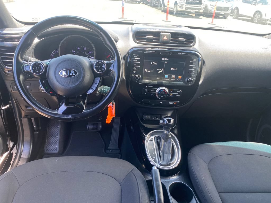 Used 2014 Kia Soul ! w/ Sun & Sound Package FWD image 12