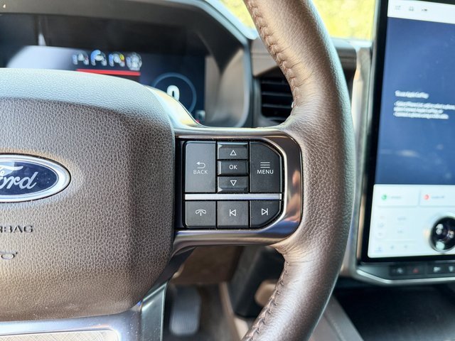 Used 2024 Ford Expedition King Ranch image 12