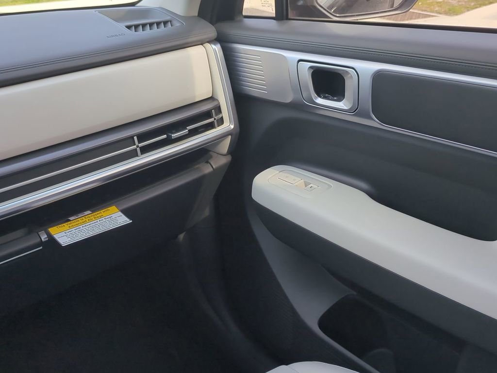 New 2026 Hyundai Santa Fe SE image 21