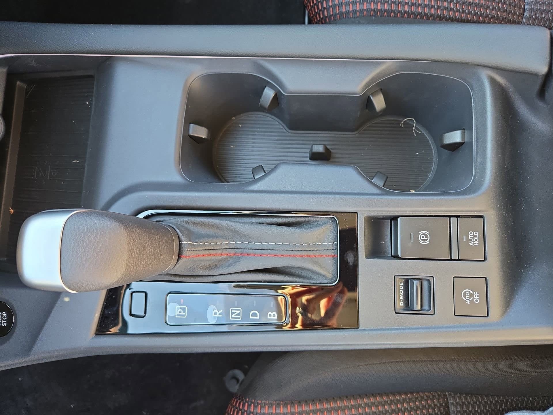 New 2026 Nissan Sentra SR w/ Floor Mat Package FWD image 22