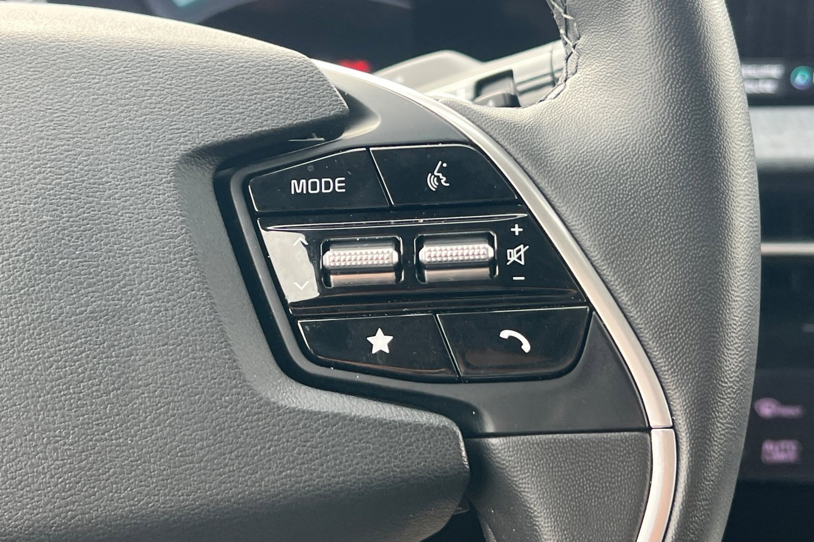 Certified 2024 Kia EV6 Light image 37