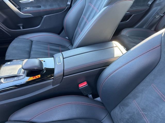 Used 2022 Mercedes-Benz CLA 250 4MATIC image 18